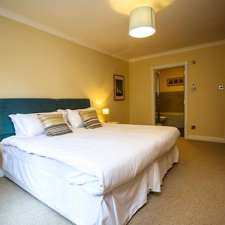Turnberry Apartments Pokoj fotografie