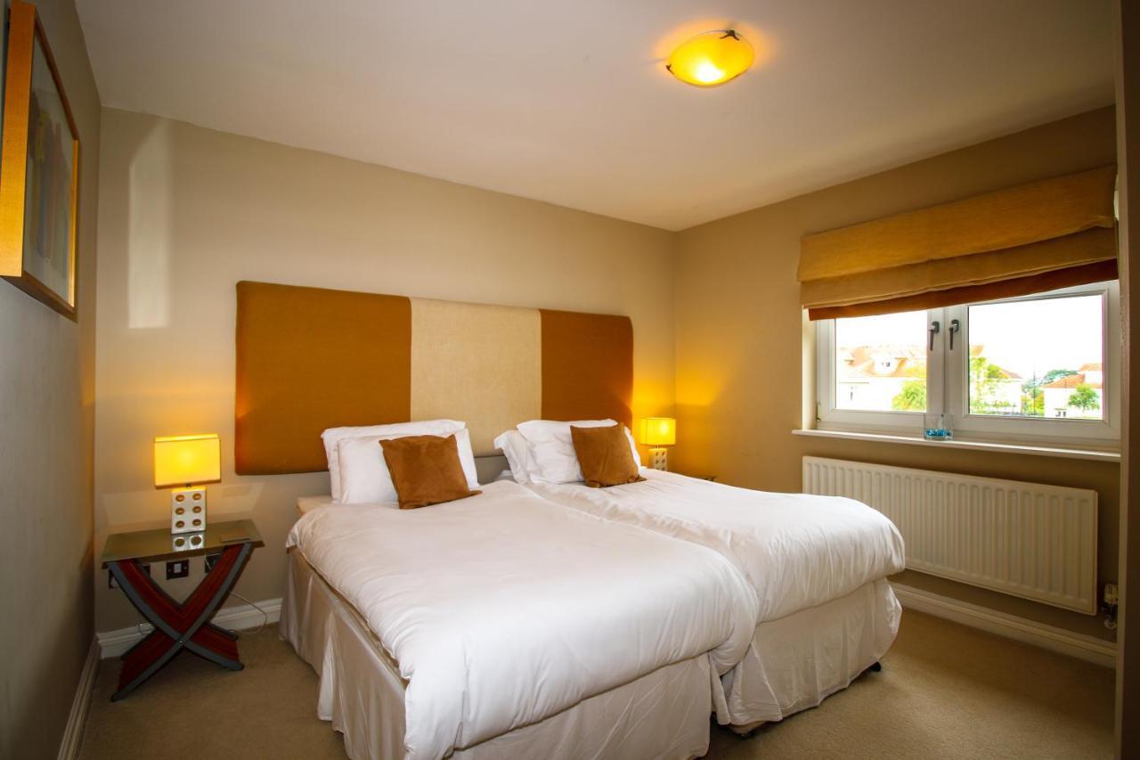 Turnberry Apartments Exteriér fotografie